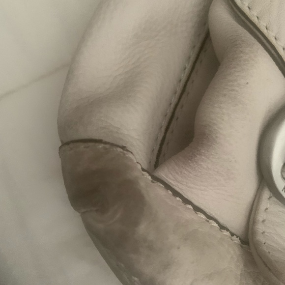Michael Kors cream/white bag - Picture 4 of 7